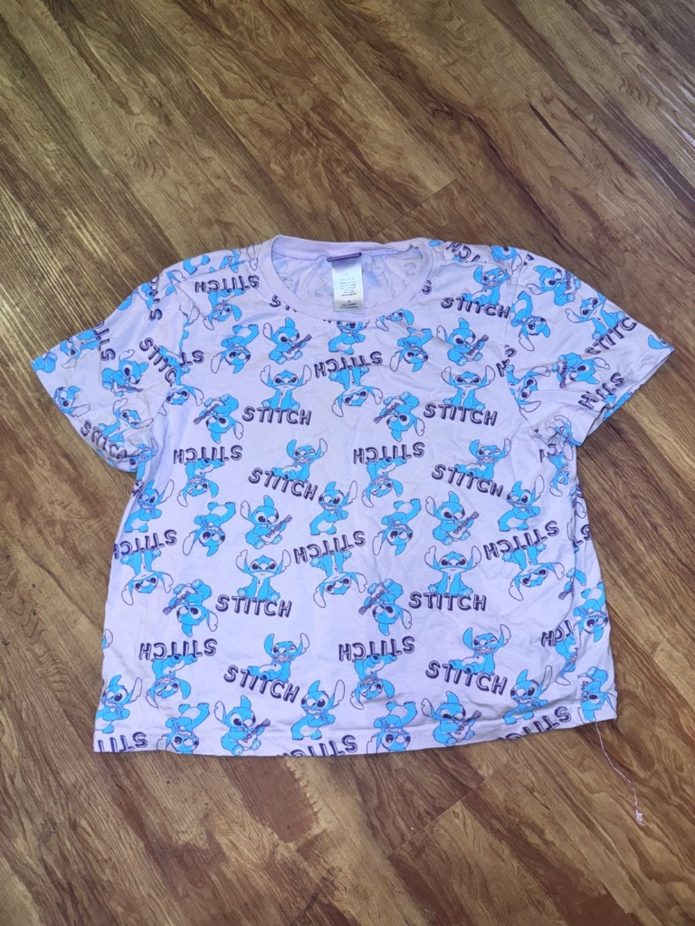Disney's Stitch Girl size Large Short Sleeve Purple all over Print Sketch T-shir